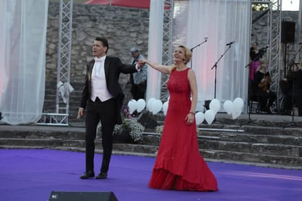 Photo: operetesteatris.lv iNTERVIJA AR DZIEDĀTĀJU SONORU VAICI